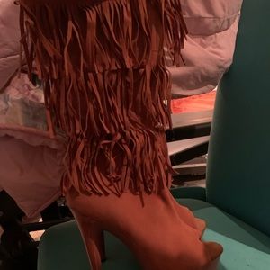 Brown stringy dress boots